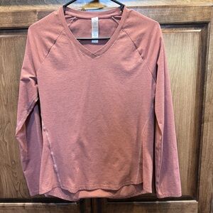 Pink Fitted Long Sleeve T-Shirt with V-Neck‎